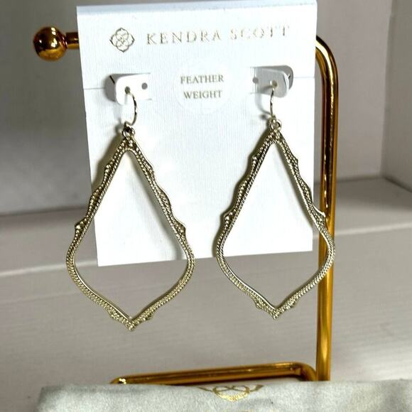 Kendra Scott Sophee Drop Hoop Lightweight Earrings in Gold - Picture 3 of 3